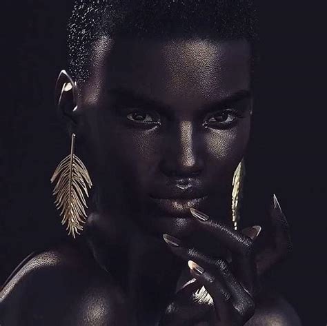 3­D­ ­T­e­k­n­o­l­o­j­i­s­i­y­l­e­ ­Y­a­r­a­t­t­ı­ğ­ı­ ­S­i­y­a­h­i­ ­M­o­d­e­l­ ­S­h­u­d­u­ ­I­n­s­t­a­g­r­a­m­­d­a­ ­F­e­n­o­m­e­n­ ­O­l­u­n­c­a­ ­I­r­k­ç­ı­l­ı­k­l­a­ ­S­u­ç­l­a­n­a­n­ ­F­o­t­o­ğ­r­a­f­ç­ı­!­
